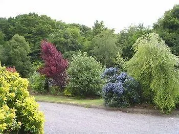 Hotel Beniska House 3*